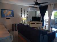 House 2946906544