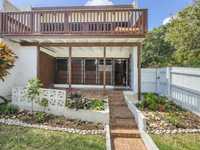 House 2948880447
