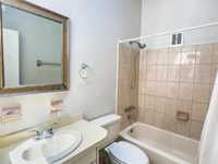 House 2948880674