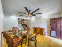 House 2948880595