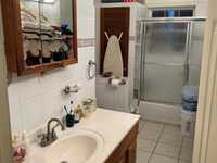 House 2957938587