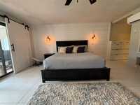 House 2948885506