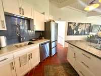 House 2995930845