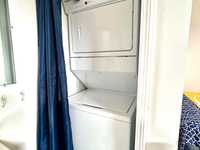 House 2995931044