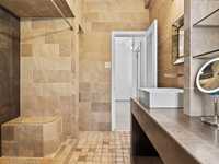 House 2951940525