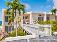 House 2951940157