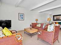 House 2951940359