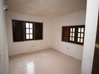 House 2953704941