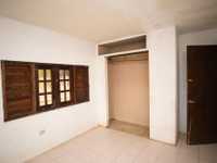House 2953704953
