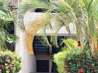 House 2953706893