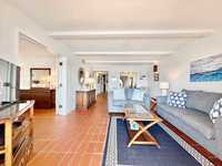 House 2955556340