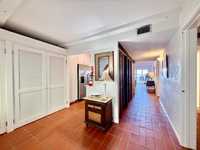 House 2955555991