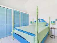 House 2959129608