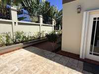 House 2960628307