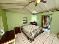 House 2960628572