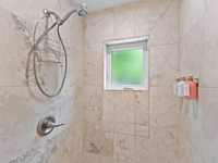 House 2962216008
