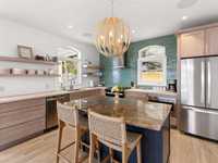 House 2962215742