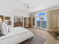 House 2962215744