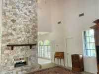 House 2963838642