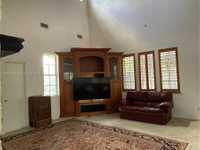House 2963838644