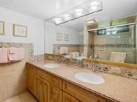 House 2971118540