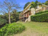 House 2974726870
