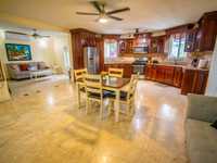 House 2978478583
