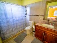 House 2978478871