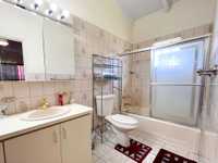 House 2976826071