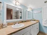 House 2979333047