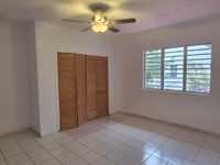 House 2986158994