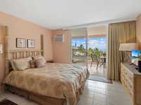 House 2989843566