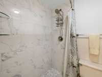 House 2989843582