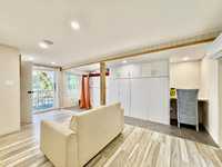 House 2989844246