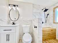House 2989844260