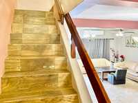 House 3024204678