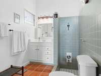 House 2990831466