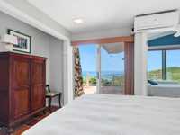 House 2990831707