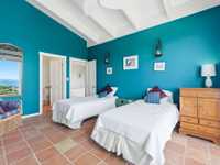 House 2990831732