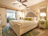 House 2990832644
