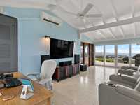 House 2992240643