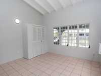 House 2992244722