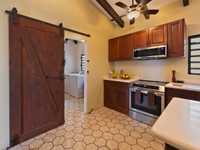 House 2994025466