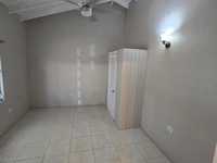House 2995934071