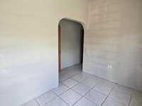 House 2995934041