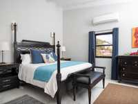 House 2995934740
