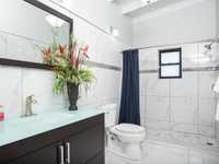 House 2995934747