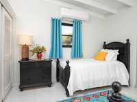 House 2995934763