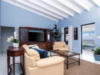 House 2995934717