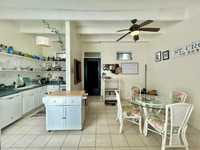 House 2997985929
